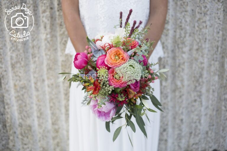 ramo novia colorido