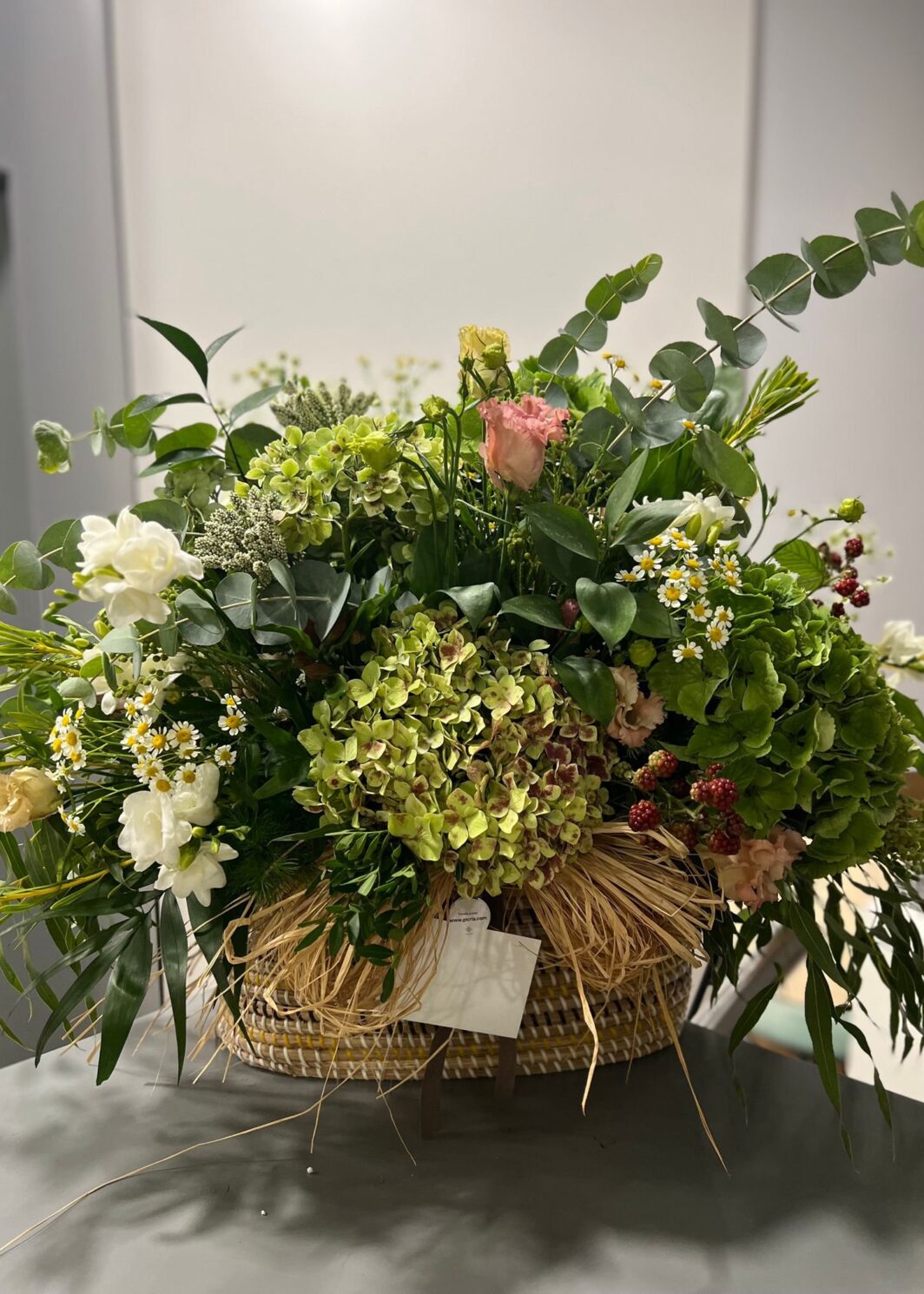 Cesta con flores del Campo